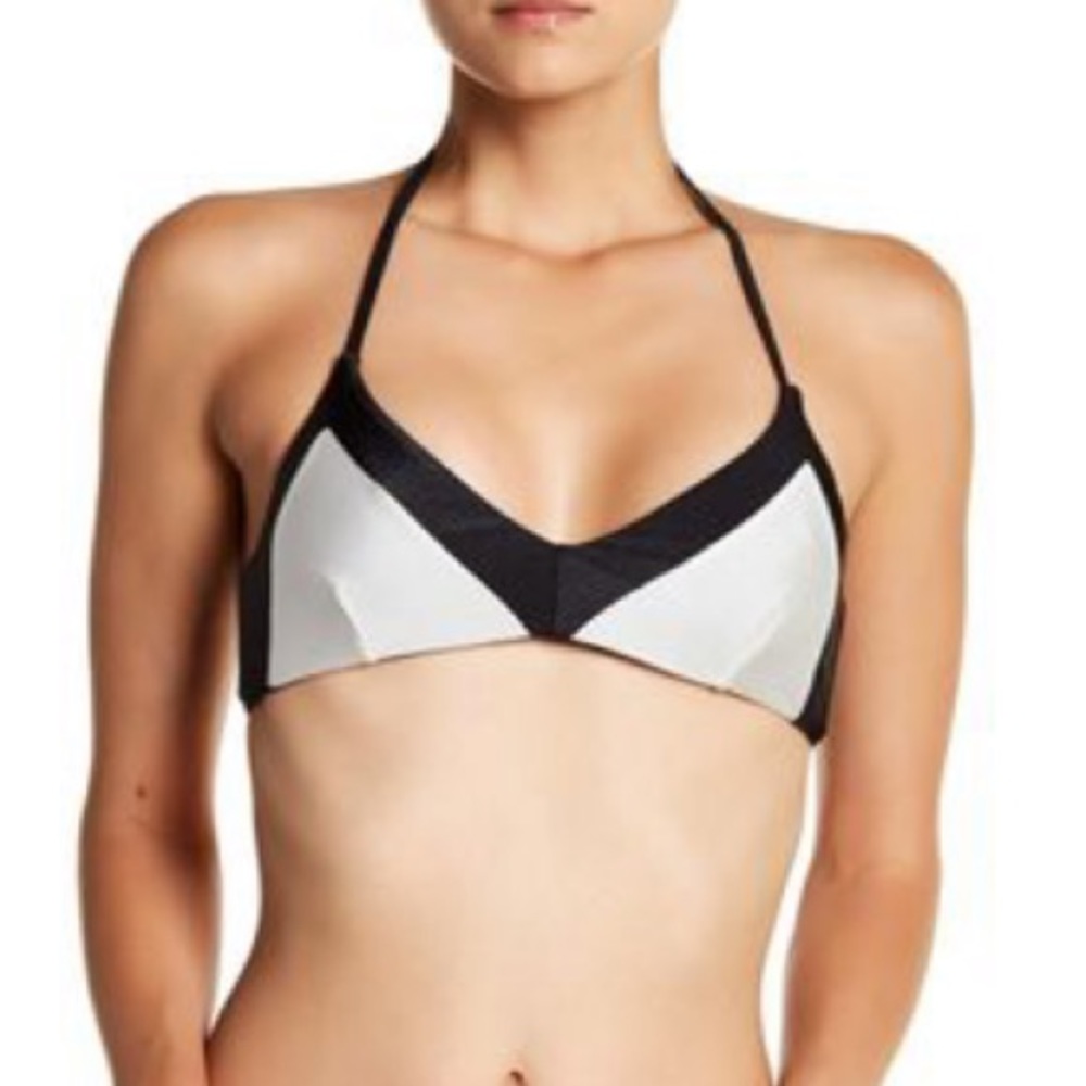 Amuse Society Ivory/Black Elissa Bikini‎ Top